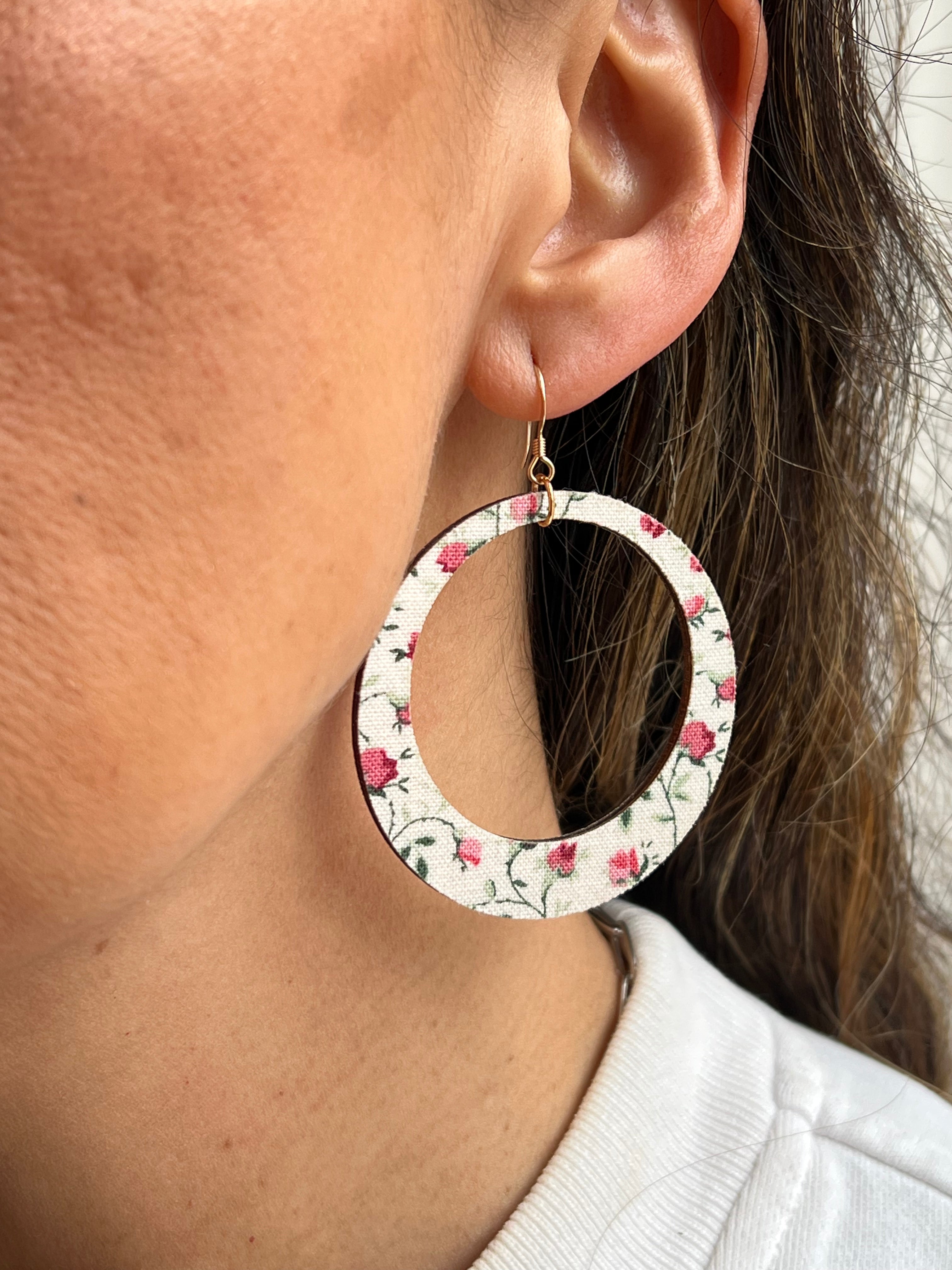 Garden Rose Hoop