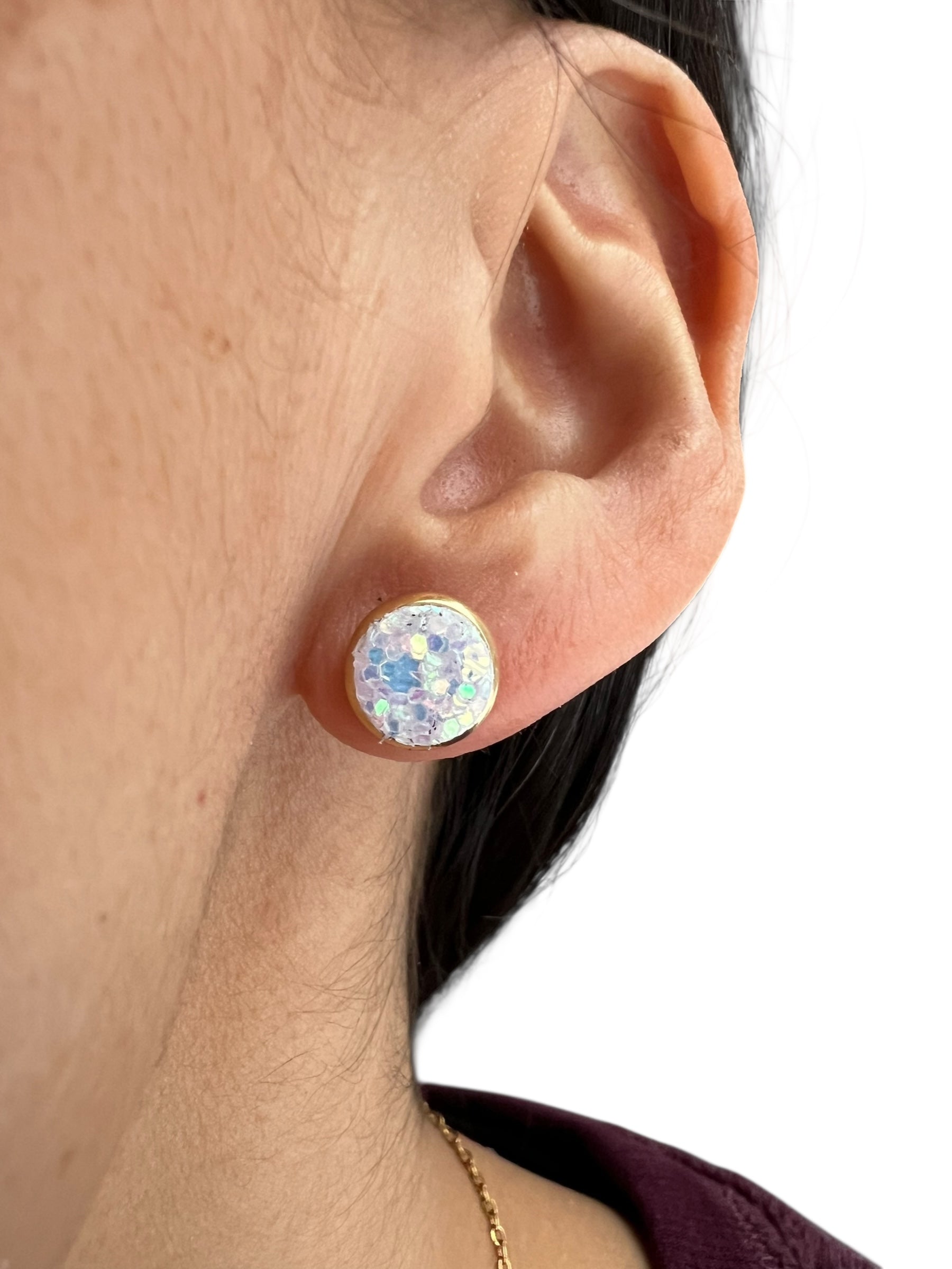 White Sparkle Stud Earrings