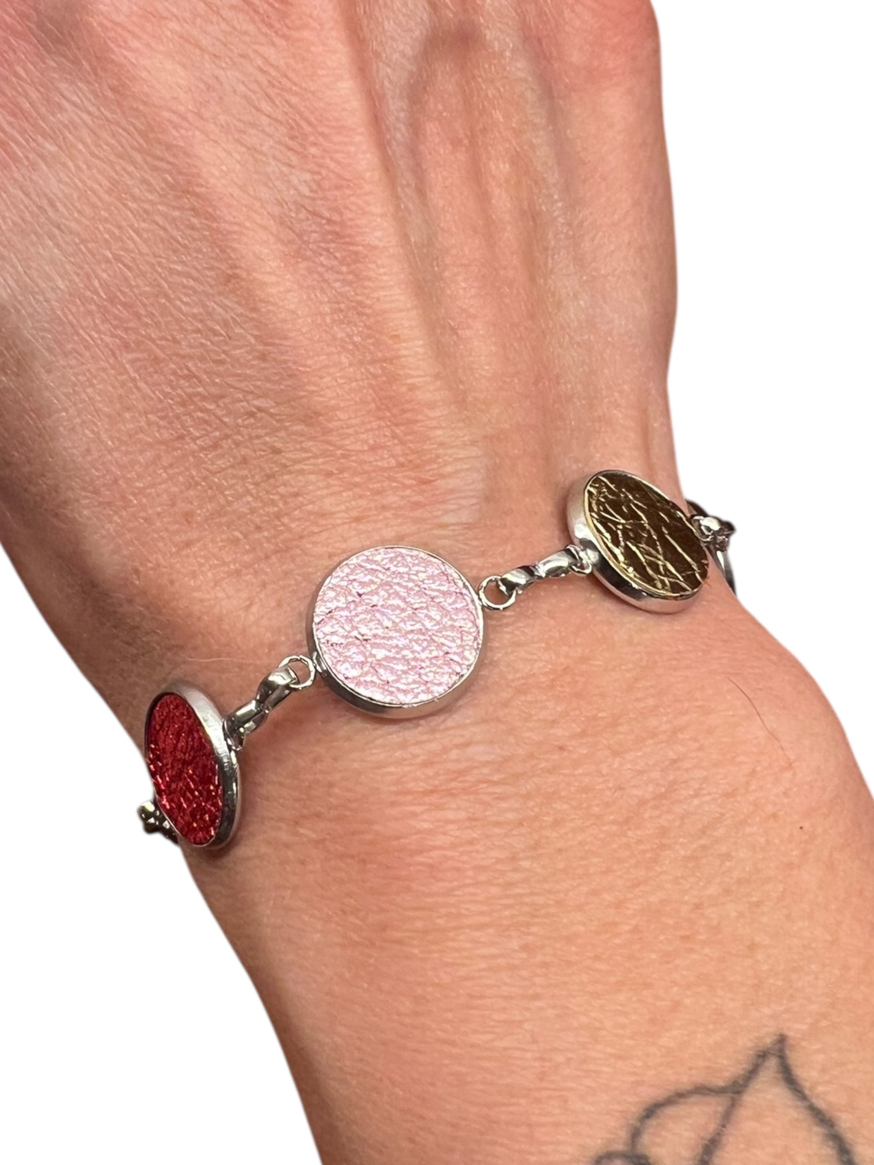 Everlink Bracelet – Red, Pink & Gold Leather Discs