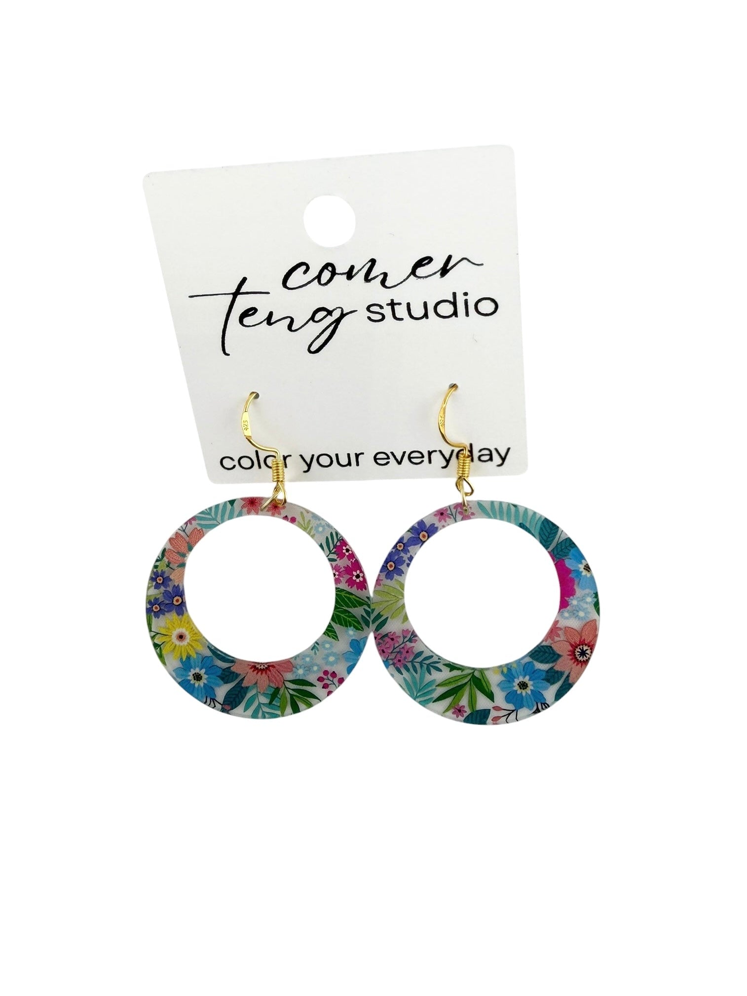 Clear Acrylic Flower Charm Hoop Earrings
