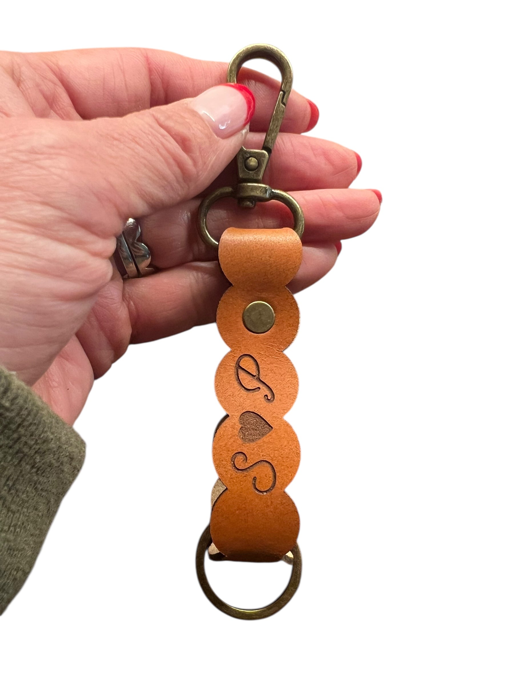 Personalized Scalloped Leather Keychain
